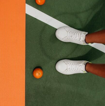 How to clean tennis shoes